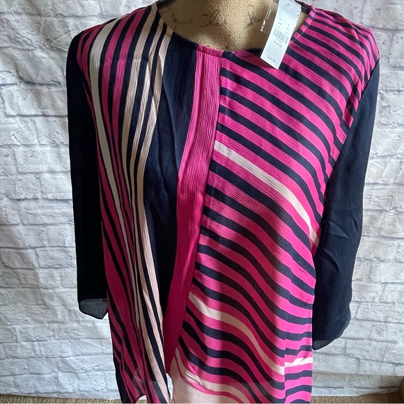 NEW New York & Company Blouse - Picture 2 of 4